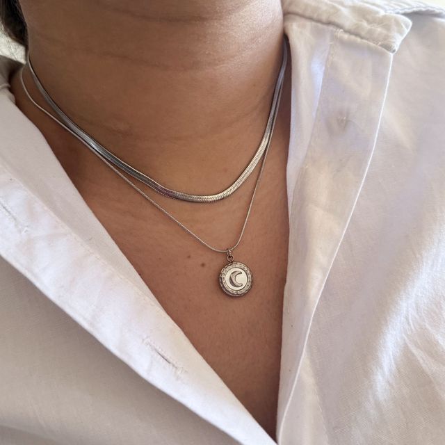 Collar Doble Lunita Silver White.