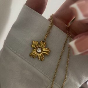 Collar Flor Brillito