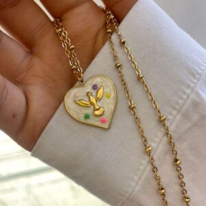 Collar Paz Blanco.