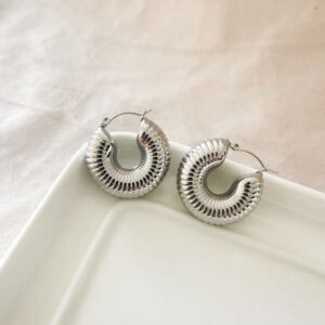 Pendientes Nila