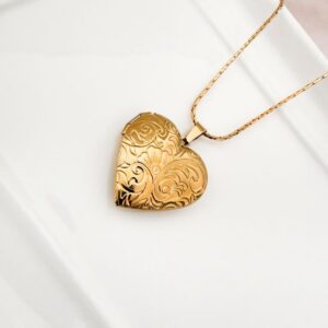 Relicario Herz Gold